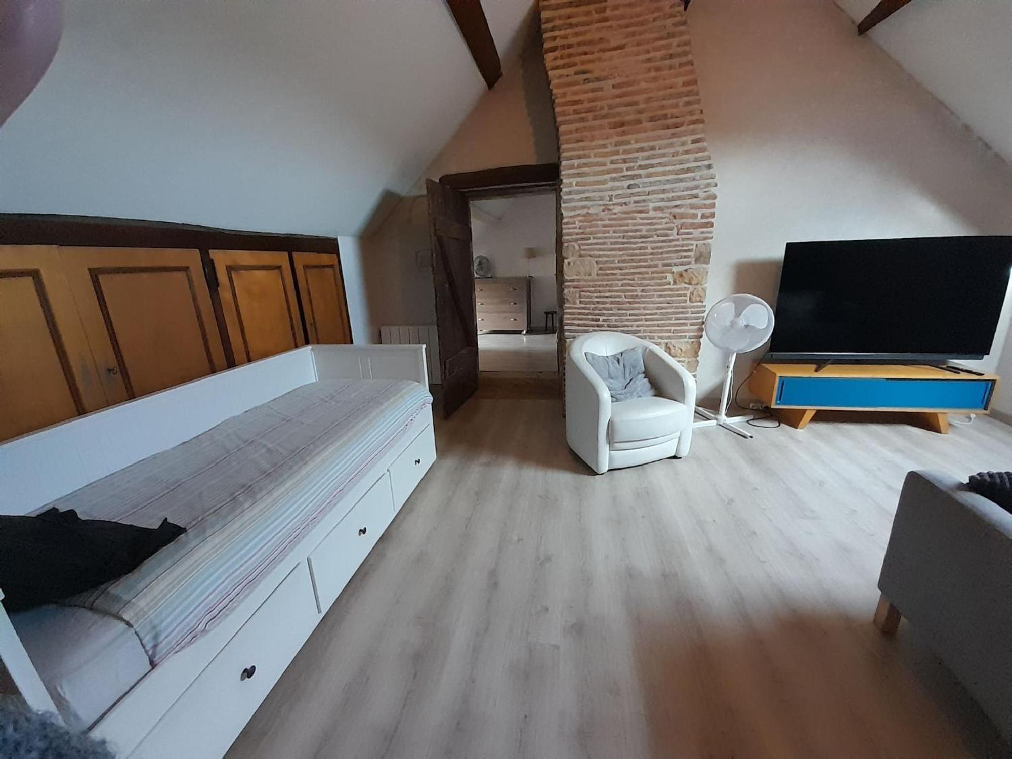 Les Anciennes Ecuries Du Chateau Vatan Eksteriør billede